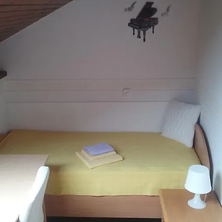 Apartma Eva